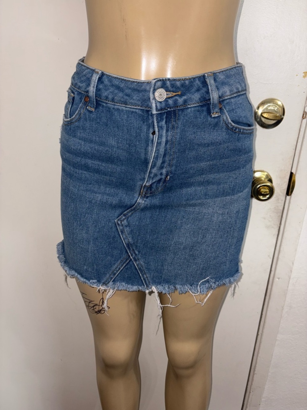 PacSun Blue Denim Mini Skirt with Raw Frayed Hem 25